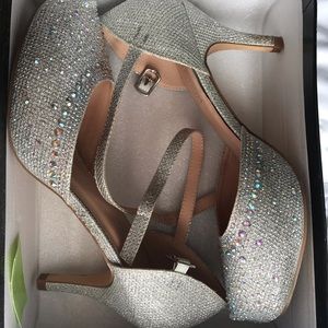 sparkly silver heel